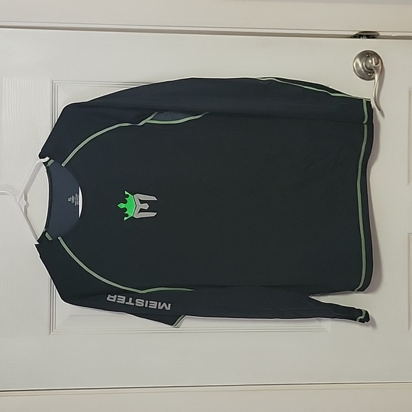 Meister RashGuard - Picture 2 of 4